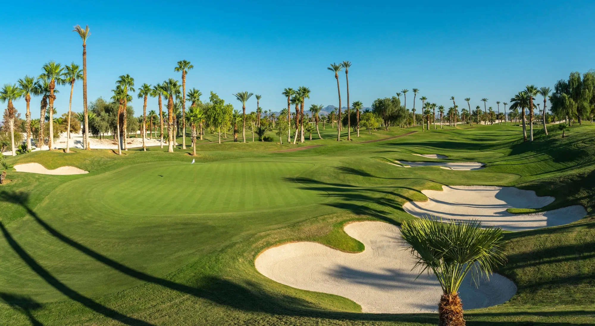 How to Play Golf in Las Vegas